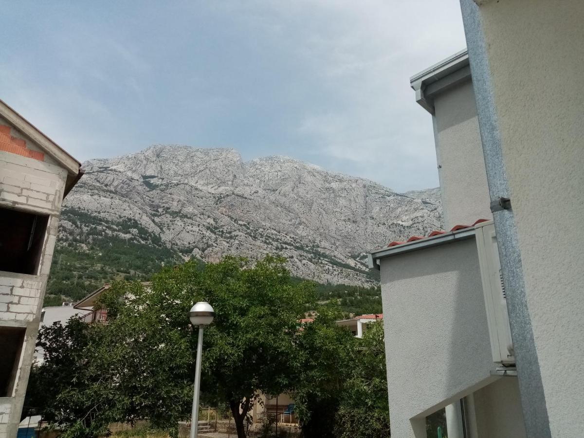 Apartments Iva Baska Voda Bagian luar foto